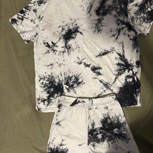 Black and White Tie-Dye T-Shirt and Shorts Set